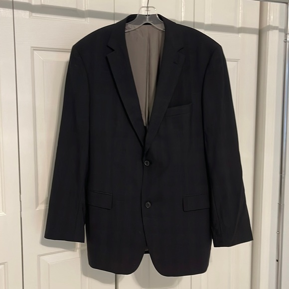 Hugo Boss Two Button Double Vent Black Suit Coat‎ with faint pin-striping 44L - Picture 1 of 7
